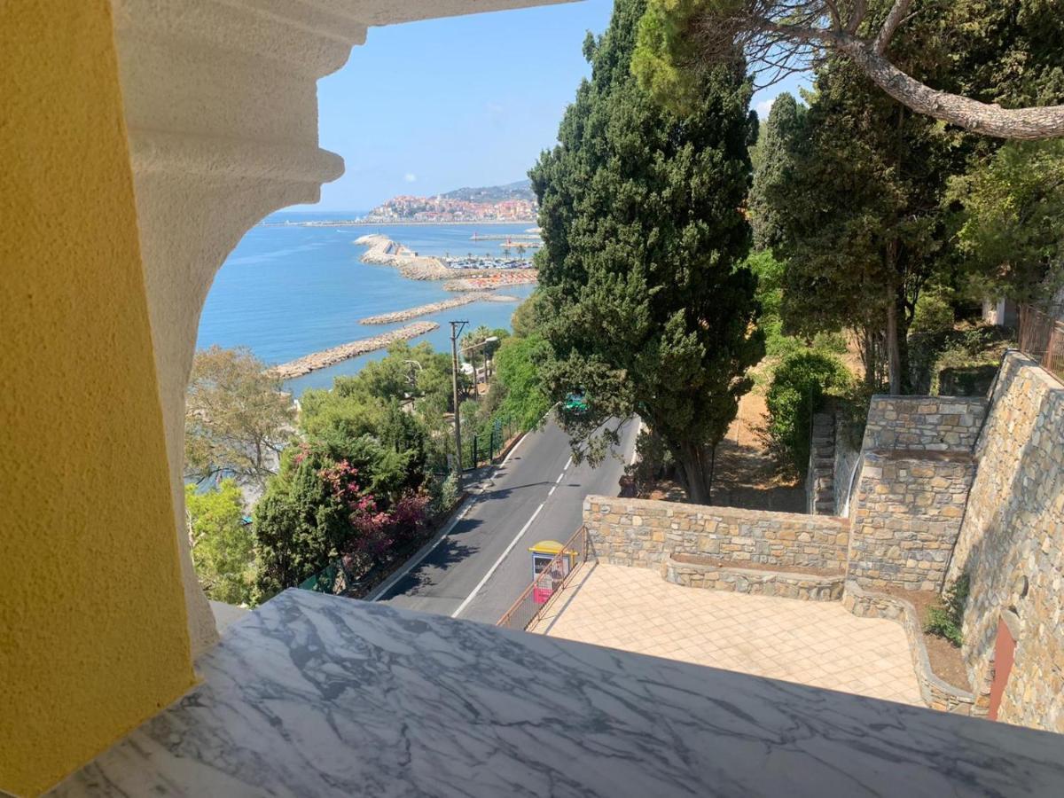 임페리아 La Terrazza Nel Blu 아파트 외부 사진